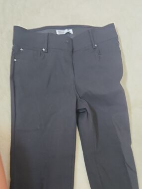 Women's Black Stretch Jeans - Classic Slim Fit